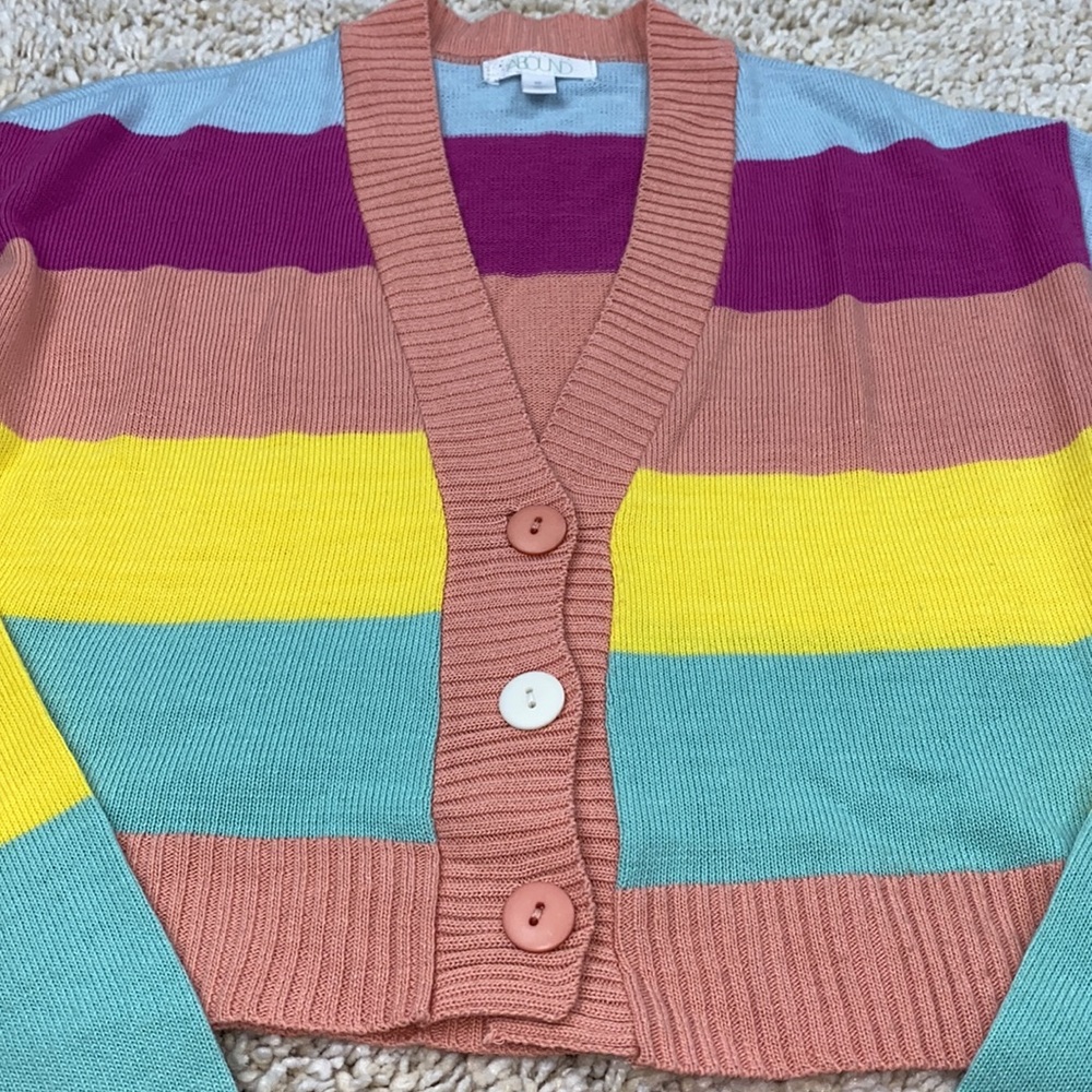 Abound Crop V-Neck Button Down Lightweight Sweate… - image 4